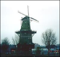 De Gooyer windmill
